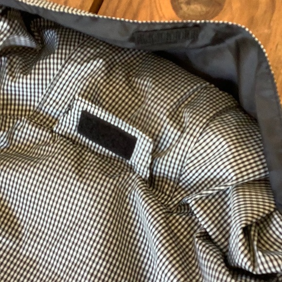 NWOT! - IZOD Gingham Check Full-Zip Packable Windbreaker Jacket - Picture 9 of 11
